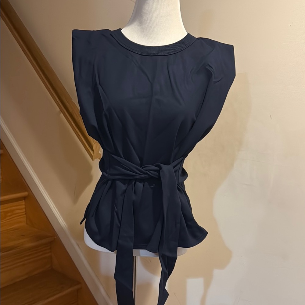 Jersey Sleeveless Tie Front Top